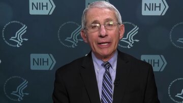 Φάουτσι: Μας χωρίζουν μέρες από τους μαζικούς εμβολιασμούς στις ΗΠΑ