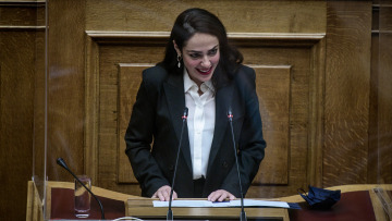 Μιχαηλίδου: «Κατά 22% αυξάνονται οι κοινωνικές δαπάνες το 2021»