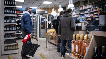 Κορωνοϊός - Ολλανδία: Τα κρούσματα αυξάνονται με τον ταχύτερο ρυθμό που έχει καταγραφεί από τον Οκτώβριο