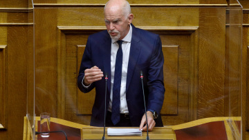 Παπανδρέου: «Λεφτά υπάρχουν κύριε Μητσοτάκη - Το θέμα είναι που τα πάτε»