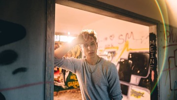 «Γιατί τόσο κόμπλεξ με τον Έντουαρντ Βικάκι;» Twitter και Instagram μιλούν για «στημένο» GNTM