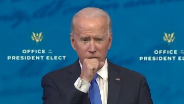 Τζο Μπάιντεν: Ο βήχας του ανησύχησε τους χρήστες των social media