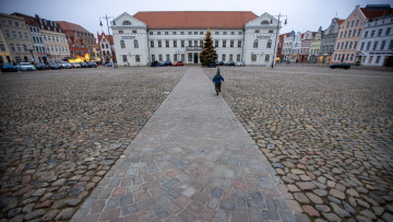 Κορωνοϊός: Πρωτόγνωρα Χριστούγεννα με «lockdown» στην Ευρώπη