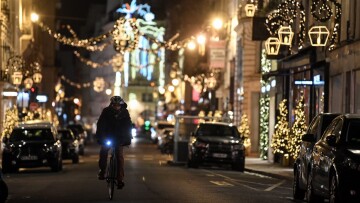 Κορωνοϊός: Η Ευρώπη «οχυρώνεται» με νέα lockdown και περιμένει με αγωνία το εμβόλιο