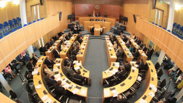 Κύπρος: Η Βουλή καταψήφισε τον προϋπολογισμό του 2021 - Σε αχαρτογράφητα νερά η κυβέρνηση