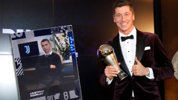 Κριστιάνο Ρονάλντο: «Ξενέρωσε» που δεν κέρδισε το βραβείο της FIFA για τον καλύτερο παίκτη (φωτό + βίντεο)