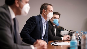 Μητσοτάκης για Χριστούγεννα και Πρωτοχρονιά: Κάντε το σωστό για σας και τη χώρα