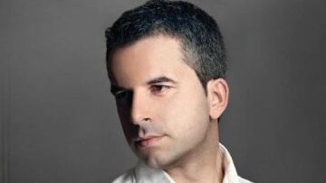 ΘΕΜΑ 104,6: Ο Βαγγέλης Γιαννάκης ερμηνεύει το έβδομο νικητήριο τραγούδι από την εκπομπή «Μεταξύ σοβαρού κι αστείου»    