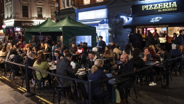 Yπουργός Υγείας της Βρετανίας: «Εκτός ελέγχου» το νέο στέλεχος του κορωνοϊού - Εντοπίστηκε και σε άλλες χώρες