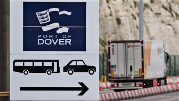 Brexit: «Θέμα ωρών» η ανακοίνωση της εμπορικής συμφωνίας ΕΕ - Βρετανίας