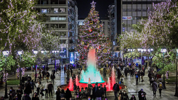 Κορωνοϊός: Όσα πρέπει να ξέρετε για το ρεβεγιόν: Ξεκίνησε η απαγόρευση κυκλοφορίας - Τα μέτρα που ισχύουν