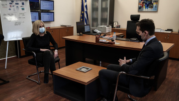 Γεννηματά: Κάνουμε το πρώτο βήμα για να δημιουργηθούν βιβλιοθήκες στα δημόσια νοσοκομεία