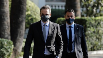 Κομισιόν: Στο Ευρωπαϊκό Συμβούλιο το πιστοποιητικό εμβολιασμού που έθεσε ο Μητσοτάκης