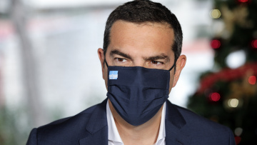 Τσίπρας: «Άτολμος» ο ανασχηματισμός - «Προοδευτική διακυβέρνηση» από την κοινωνία