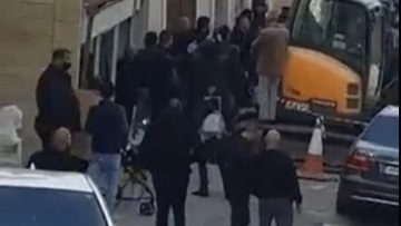 Κύπρος: Ένταση σε εκκλησία μεταξύ πιστών και αστυνομικών - Δείτε βίντεο