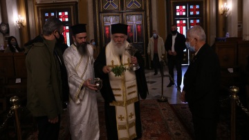 Ιερώνυμος: Η Εκκλησία είναι έτοιμη για όλα - Κοιτάξτε τι μέτρα έχουμε λάβει και μετά πηγαίνετε σε παραλίες και πλατείες