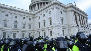 Αστυνομία προς Τραμπ: «Παρότρυνε τους διαδηλωτές να διαλυθούν»