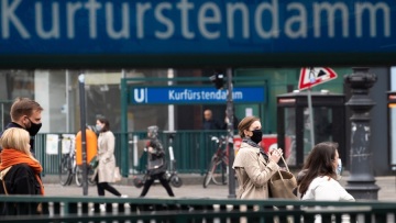 Γερμανία: Έκκληση στις φαρμακευτικές για παραγωγή περισσότερων εμβολίων