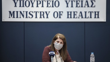 Παπαευαγγέλου: Γιατί εισηγηθήκαμε να ανοίξουν Δημοτικά και Νηπιαγωγεία