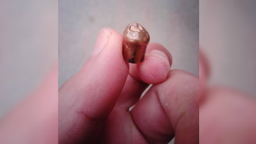 Ξεσπούν οι κάτοικοι στο Μενίδι: «Περπατάς και βρίσκεις σφαίρες στον δρόμο»