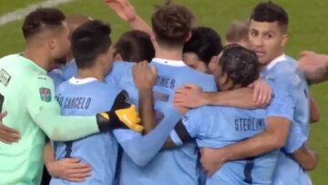 Premier League: Προβληματισμός για τις... αγκαλιές των παικτών 