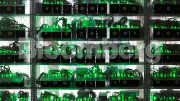 Χάνει κι άλλο έδαφος το bitcoin – Η χειρότερη εβδομάδα από τον Μάρτιο