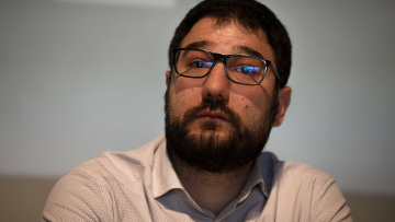 Ηλιόπουλος: Η κυβέρνηση οδηγεί τη χώρα σε μια νέα κοινωνική και οικονομική χρεοκοπία