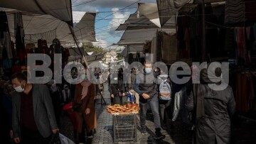 Ερντογάν: Ο Τούρκος Πρόεδρος ψεύδεται ασύστολα ενώ η λίρα καταρρέει