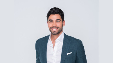 Ο Παναγιώτης Βασιλάκος παρουσιαστής του Battle of the Couples