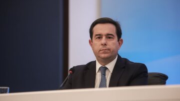 Τηλεδιάσκεψη Μηταράκη με φορείς του Έβρου: Επιμένουν για μικρότερη δυναμικότητα του ΚΥΤ Φυλακίου