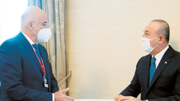 Με «κόκκινες γραμμές» η Ελλάδα στις διερευνητικές - Παγίδες από τους Τούρκους