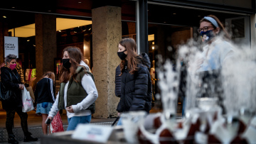 Κορωνοϊός - Λινού: Ξεπέρασε το 4% ο δείκτης θετικότητας – Να διευρυνθεί το ωράριο των καταστημάτων