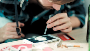  Lockdown: Διπλασιασμό της χρήσης κοκαΐνης δείχνουν τα λύματα
