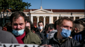 Απαγόρευση συναθροίσεων: Η απόφαση της ΕΛ.ΑΣ. και οι διευκρινίσεις Οικονόμου