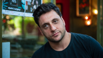 Χρυσοστόμου στον ΘΕΜΑ 104,6: Όταν ήμουν 16 ετών, με είχε παρενοχλήσει ένας «κύριος» του θεάτρου