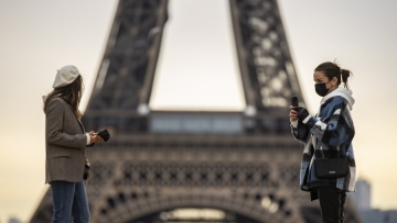 Κορωνοϊός: Η γαλλική κυβέρνηση θα εξετάσει lockdown τριών εβδομάδων στο Παρίσι