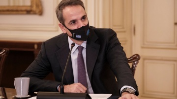 Μαξίμου για τις κατευθυντήριες γραμμές της Κομισιόν: Προχωρά βήμα - βήμα η υλοποίηση της πρότασής μας