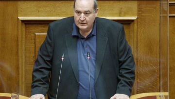 Φίλης: «Να μην κατατεθεί το αντιεκπαιδευτικό νομοσχέδιο»