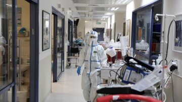 Κορωνοϊός - Γαλλία: Σε υψηλά επίπεδα παραμένει ο αριθμός των ασθενών που νοσηλεύονται