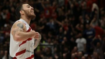 Ανατροπή στην υπόθεση Μάικ Τζέιμς: Συνεχίζει στην ΤΣΣΚΑ Μόσχας