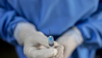 Κορωνοϊός - Κίνα: Το εμβόλιο της Sinovac Biotech εγκρίθηκε για το ευρύ κοινό