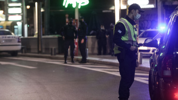 Στο ΦΕΚ τα έκτακτα μέτρα για τον κορωνοϊό - Ποιες περιοχές αφορούν, δείτε αναλυτικά όλη την ΚΥΑ