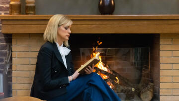 Battle of the Couples: Η Σάσα Σταμάτη υποδέχεται στη βίλα τα ζευγάρια