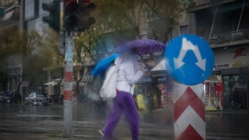 Καιρός: Ισχυρές βροχές και καταιγίδες από τα δυτικά