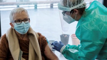 Γερμανία: Το βρετανικό στέλεχος του κορωνοϊού «χτύπησε» εμβολιασμένους σε οίκο ευγηρίας