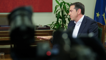  Τσίπρας: Η Ικαρία ανέδειξε «αλαζονεία της εξουσίας» 