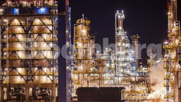 Εντυπωσιακή ανάκαμψη της αγοράς πετρελαίου μετά από μία χρονιά «θρίλερ» – Οι λόγοι του rebound