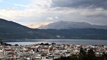 Οι τέσσερις προορισμοί με τη μεγαλύτερη ζήτηση στην Ελλάδα για τα Χριστούγεννα