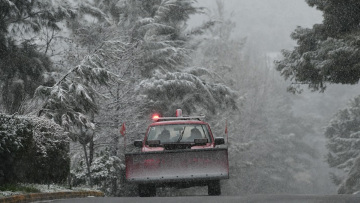 Προβλήματα ηλεκτροδότησης σε Βόρεια Αττική, Σποράδες, Εύβοια και χωριά της Ηπείρου
