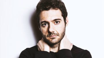 Θάνος Τοκάκης: Θεωρούνταν φυσιολογικό να σου πετούν οι σκηνοθέτες τασάκια